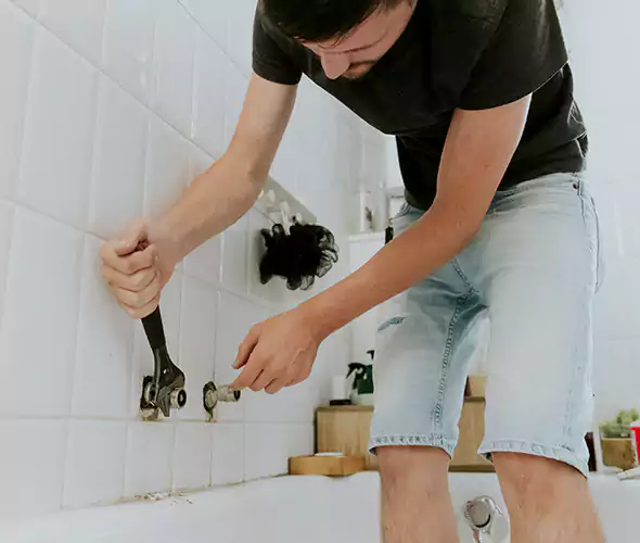 Affordable Bathtub Faucet Replacement in Waterbury: Choose Experienced Local Technicians