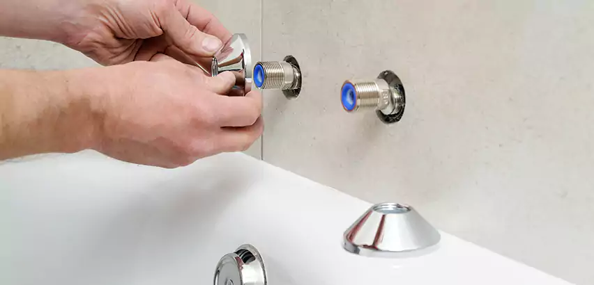 Bathtub Faucet Diverter Replacement in Waterbury